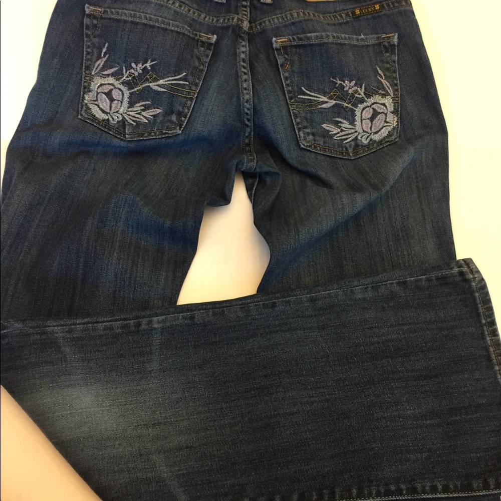 Lucky Brand 🌷Low Rise Boot Cut Jeans Sz 2 - Picture 4 of 8